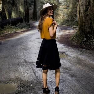 Meet your Posher, Hailey